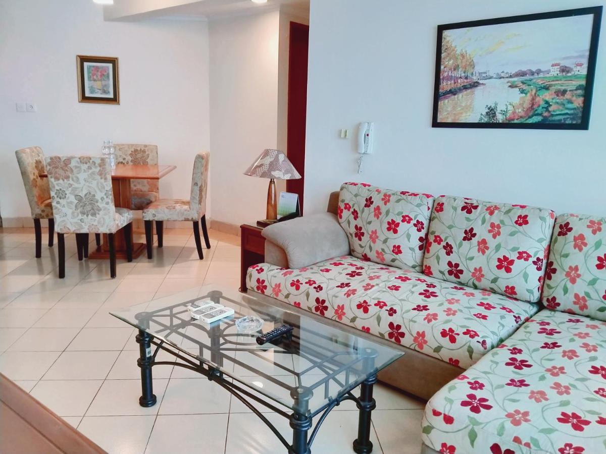 Apartemen Puncak Marina Σουραμπάγια Εξωτερικό φωτογραφία